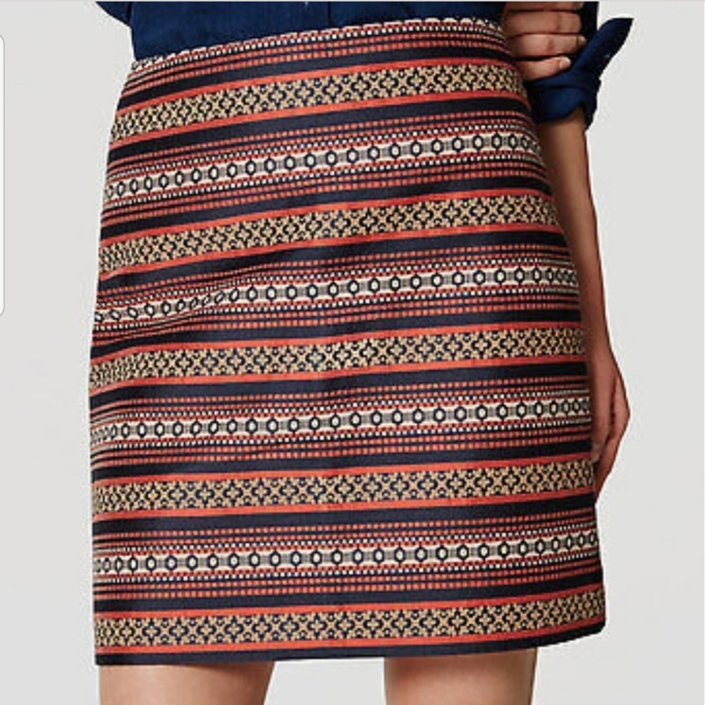 NWOT Ann Taylor LOFT Navy
Orange Red Striped Jacquard
Skirt 4 4P A-line